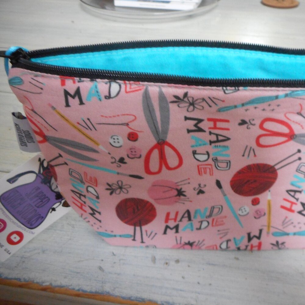 Slipped Stitch Studios Handmade Notions Pouch NWT 10x5.5x3 Gusseted Bottom Zip